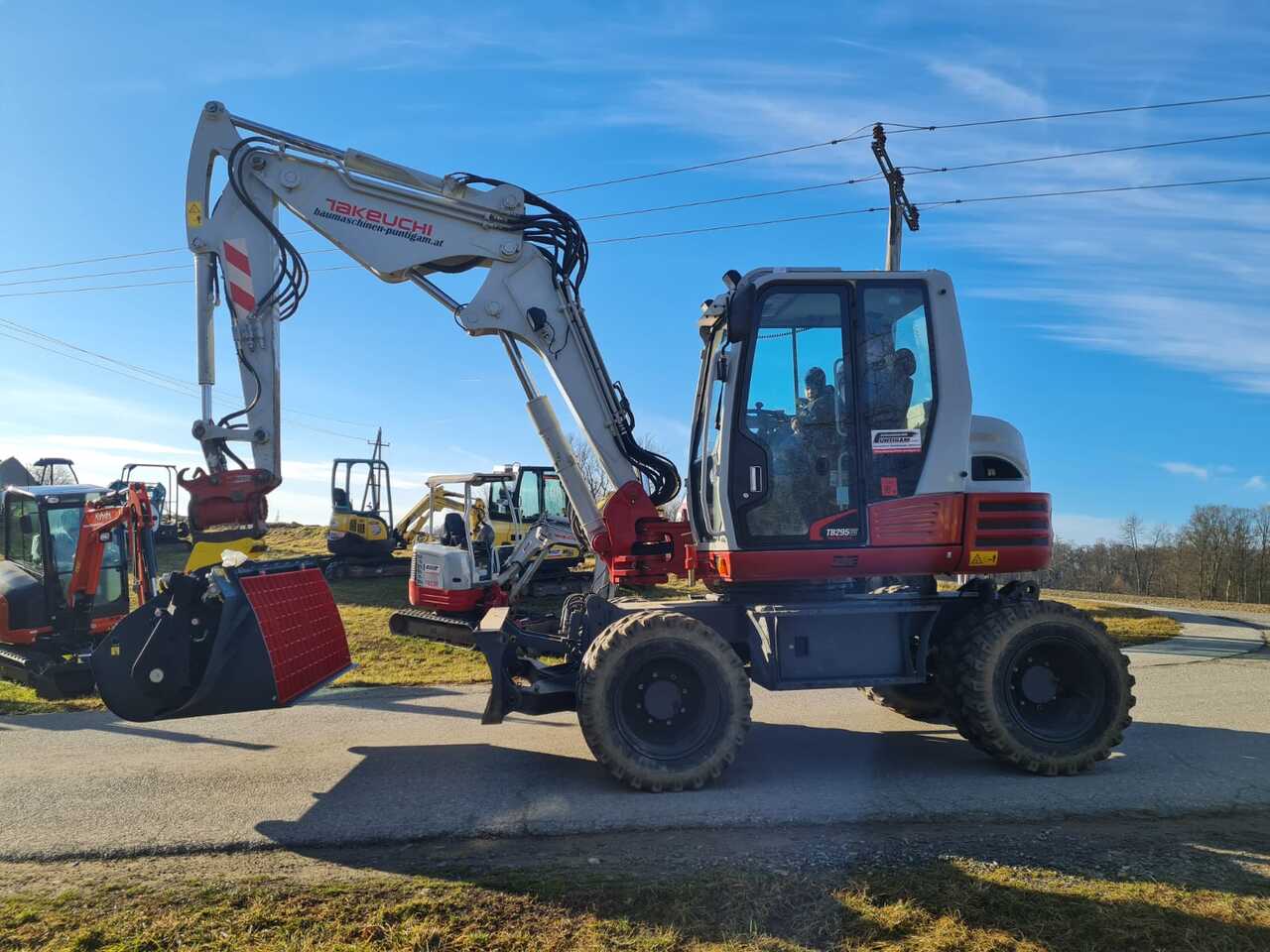 Нови Кофа за Верижен багер Concrete mixing bucket 180 cm for Excavator: снимка 7