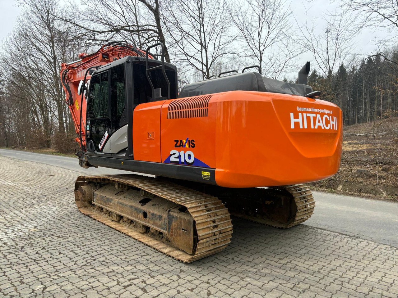 HITACHI ZX 210-6 - Верижен багер: снимка 5 HITACHI ZX 210-6 - Верижен багер: снимка 5
