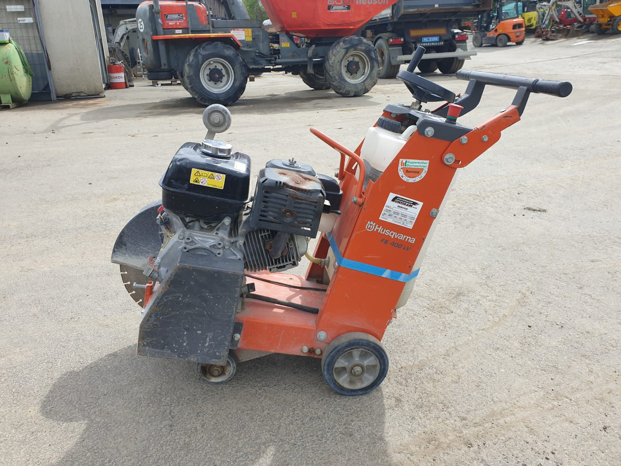 HUSQVARNA FS 400 LV - Строително оборудване: снимка 3 HUSQVARNA FS 400 LV - Строително оборудване: снимка 3