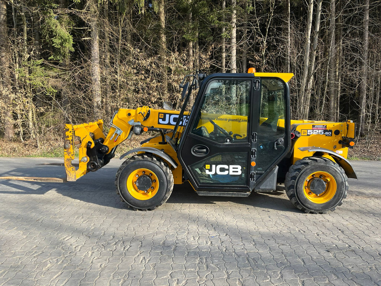 JCB 525-60 - Телескопичен товарач: снимка 1 JCB 525-60 - Телескопичен товарач: снимка 1