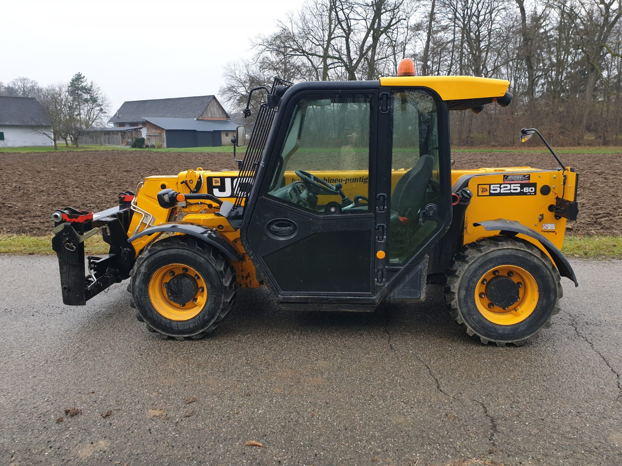JCB 525-60 - Телескопичен товарач: снимка 1 JCB 525-60 - Телескопичен товарач: снимка 1