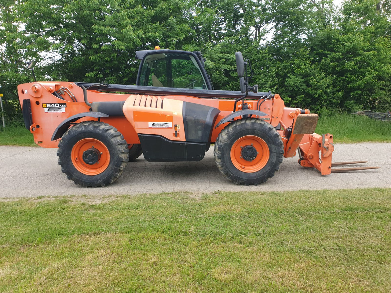 JCB 540-140 - Телескопичен товарач: снимка 2 JCB 540-140 - Телескопичен товарач: снимка 2
