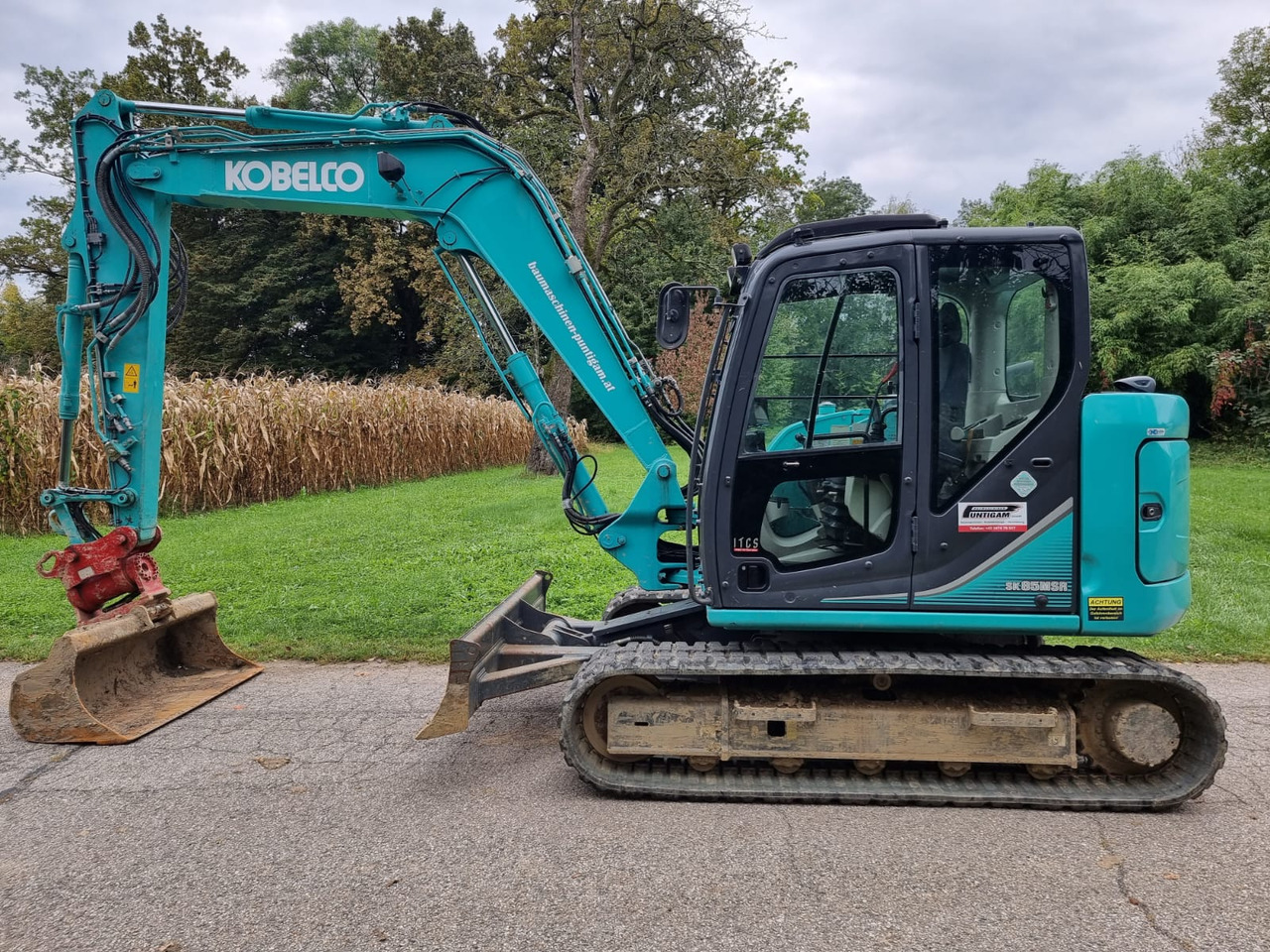 KOBELCO SK 85 MSR-3E - Мини багер: снимка 1 KOBELCO SK 85 MSR-3E - Мини багер: снимка 1