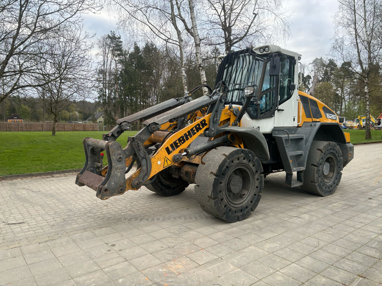 Лизинг на LIEBHERR L 526 LIEBHERR L 526: снимка 10