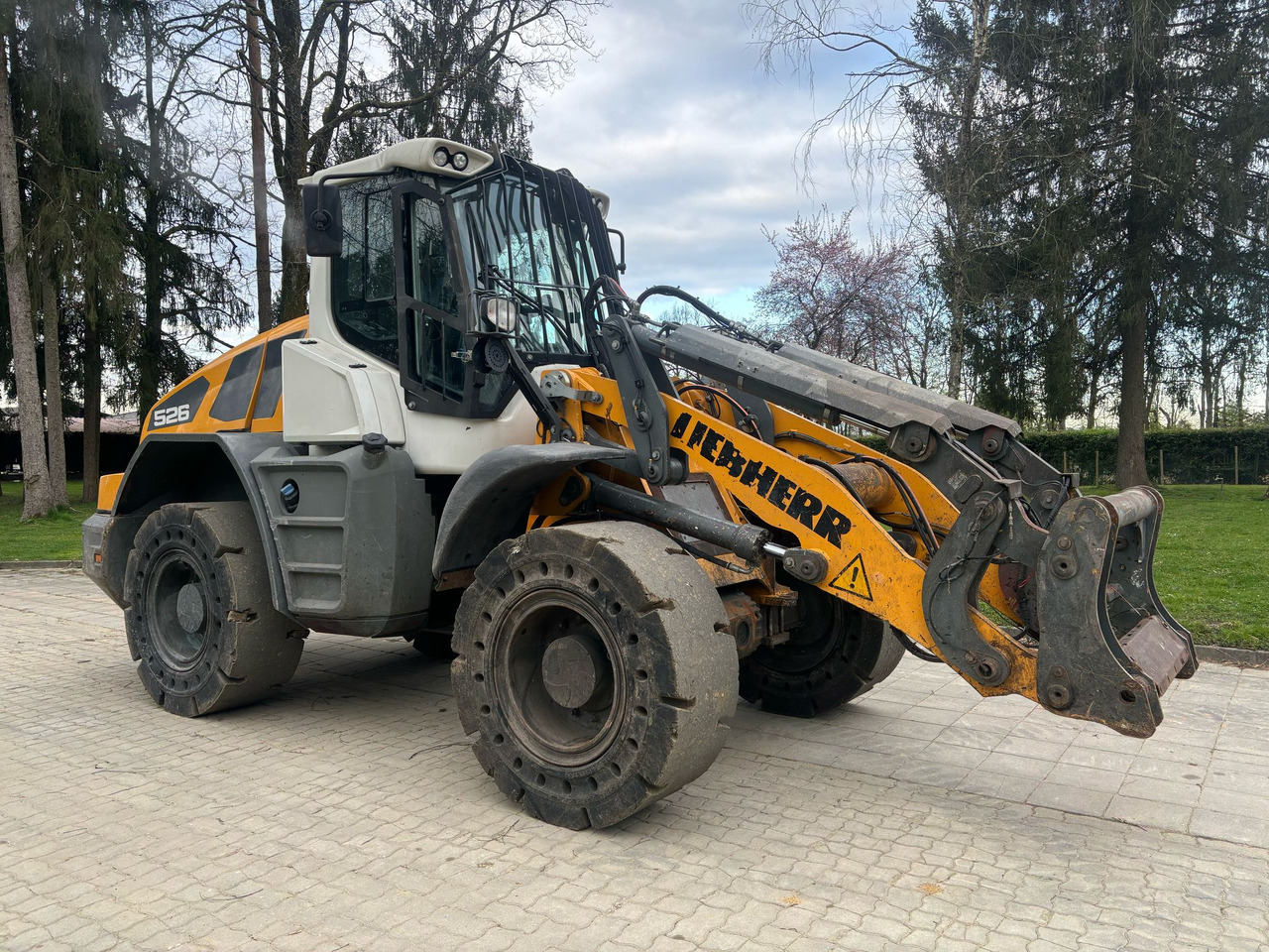 Лизинг на LIEBHERR L 526 LIEBHERR L 526: снимка 11