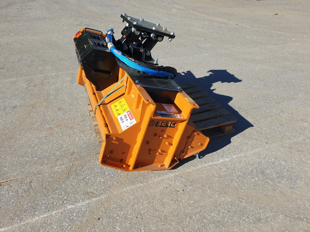 BERTI PARK/SB 110 - Hydraulic mulching head - Прикачен инвентар за Багер: снимка 5 BERTI PARK/SB 110 - Hydraulic mulching head - Прикачен инвентар за Багер: снимка 5