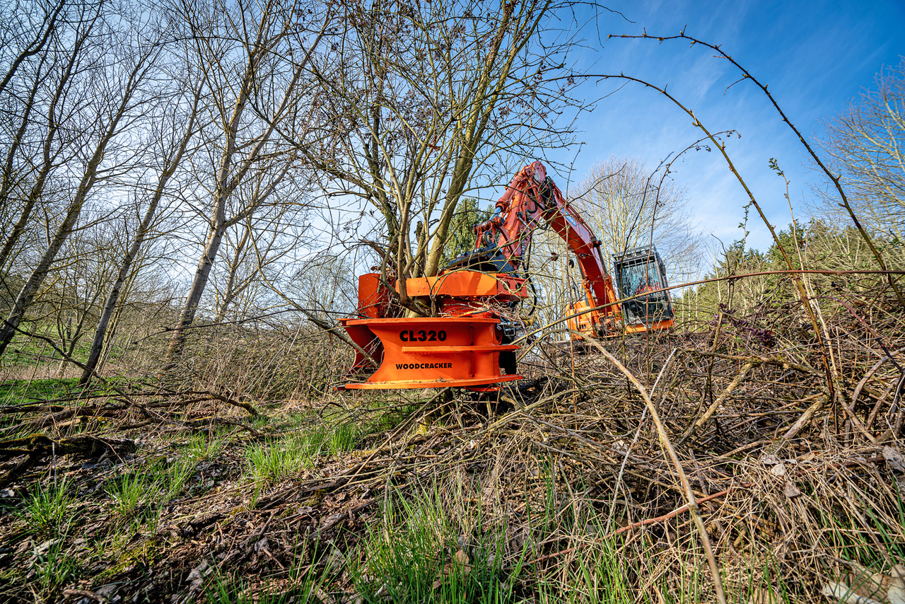 Westtech Woodcracker CL 320 - Прикачен инвентар за Багер: снимка 2 Westtech Woodcracker CL 320 - Прикачен инвентар за Багер: снимка 2