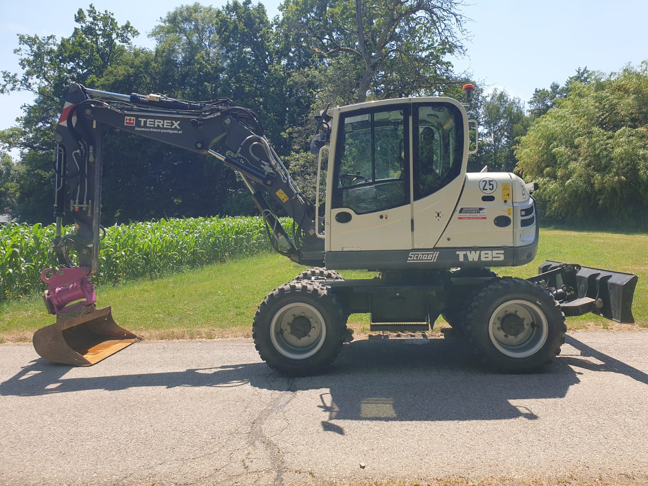 Terex TW 85 - Колесен багер: снимка 1 Terex TW 85 - Колесен багер: снимка 1