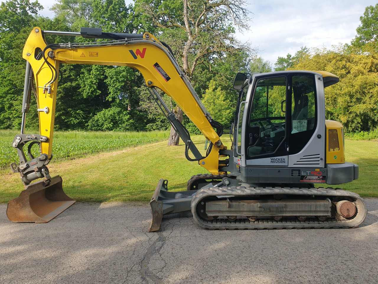 WACKER Neuson ET 90 - Мини багер: снимка 1 WACKER Neuson ET 90 - Мини багер: снимка 1