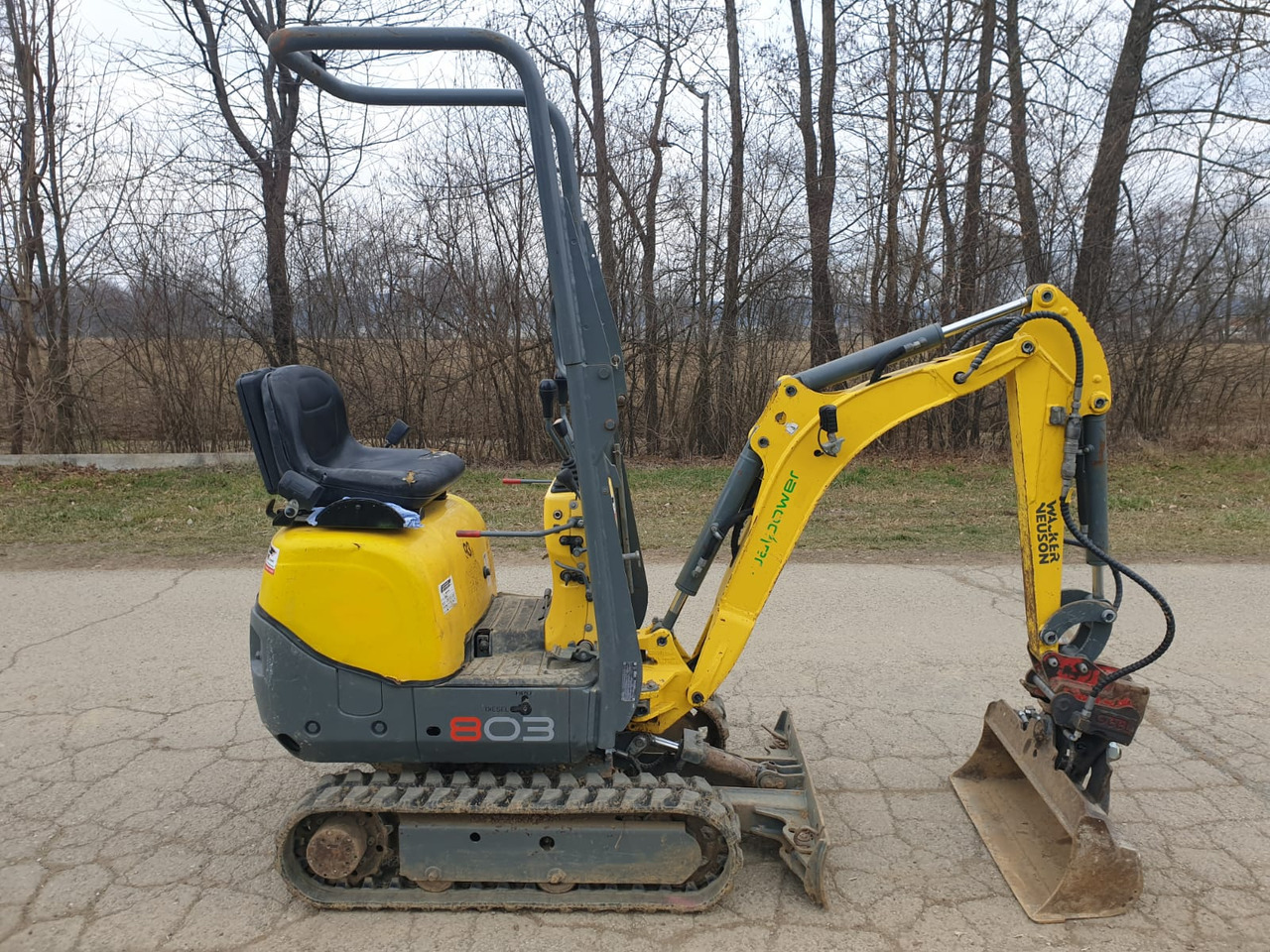 Wacker Neuson 803 - Мини багер: снимка 2 Wacker Neuson 803 - Мини багер: снимка 2