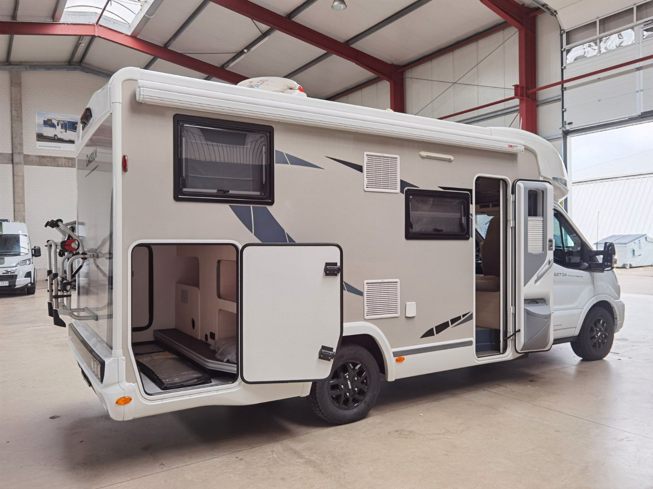 Полуинтегриран кемпер Chausson 627 GA TITANIUM -PREMIUM /EINZELBETTEN & HUBBETT: снимка 8 Полуинтегриран кемпер Chausson 627 GA TITANIUM -PREMIUM /EINZELBETTEN & HUBBETT: снимка 8