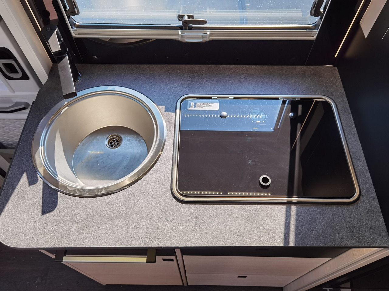 Полуинтегриран кемпер Chausson 627 TITANIUM /-2026- / 165PS - 8G. AUTOMATIK: снимка 8