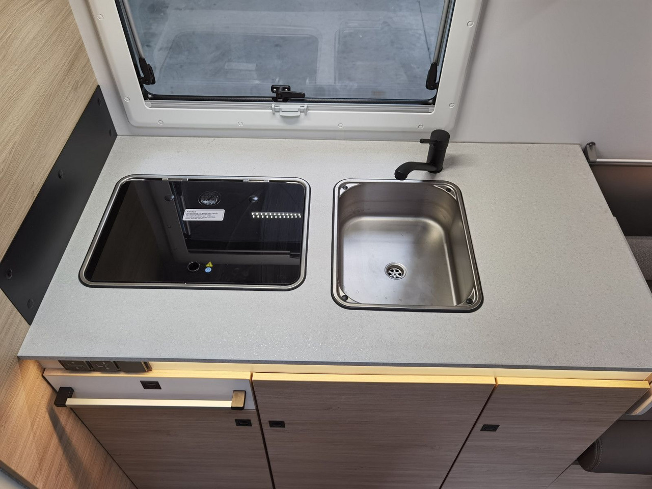 Полуинтегриран кемпер Chausson 640 ULTIMATE / MODELL 2026 / XXL- HUBBETT: снимка 17