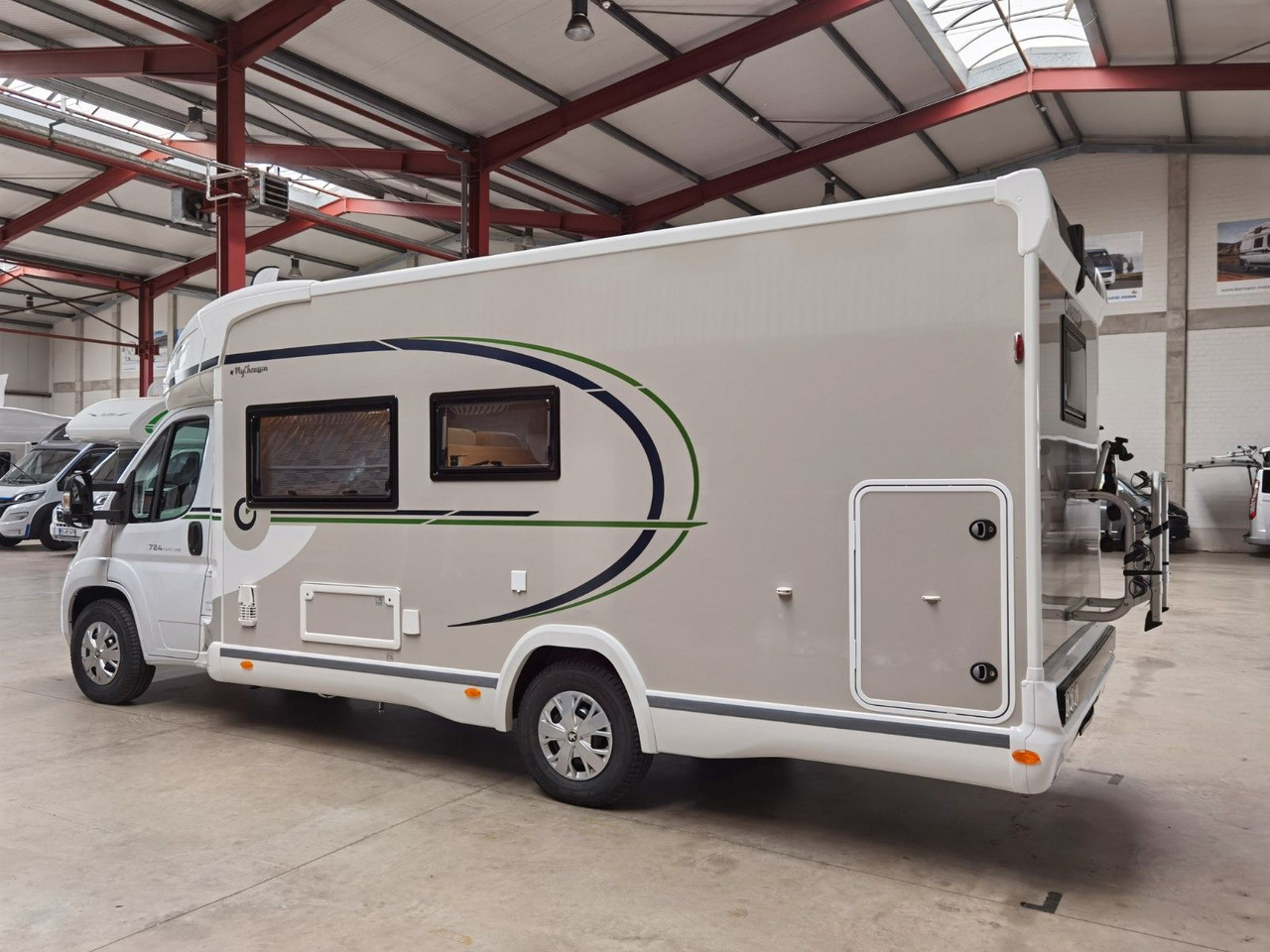 Chausson 724 ETAPE - LINE /140PS /ZUBEHÖR & CONNECT PAKET - Полуинтегриран кемпер: снимка 5 Chausson 724 ETAPE - LINE /140PS /ZUBEHÖR & CONNECT PAKET - Полуинтегриран кемпер: снимка 5