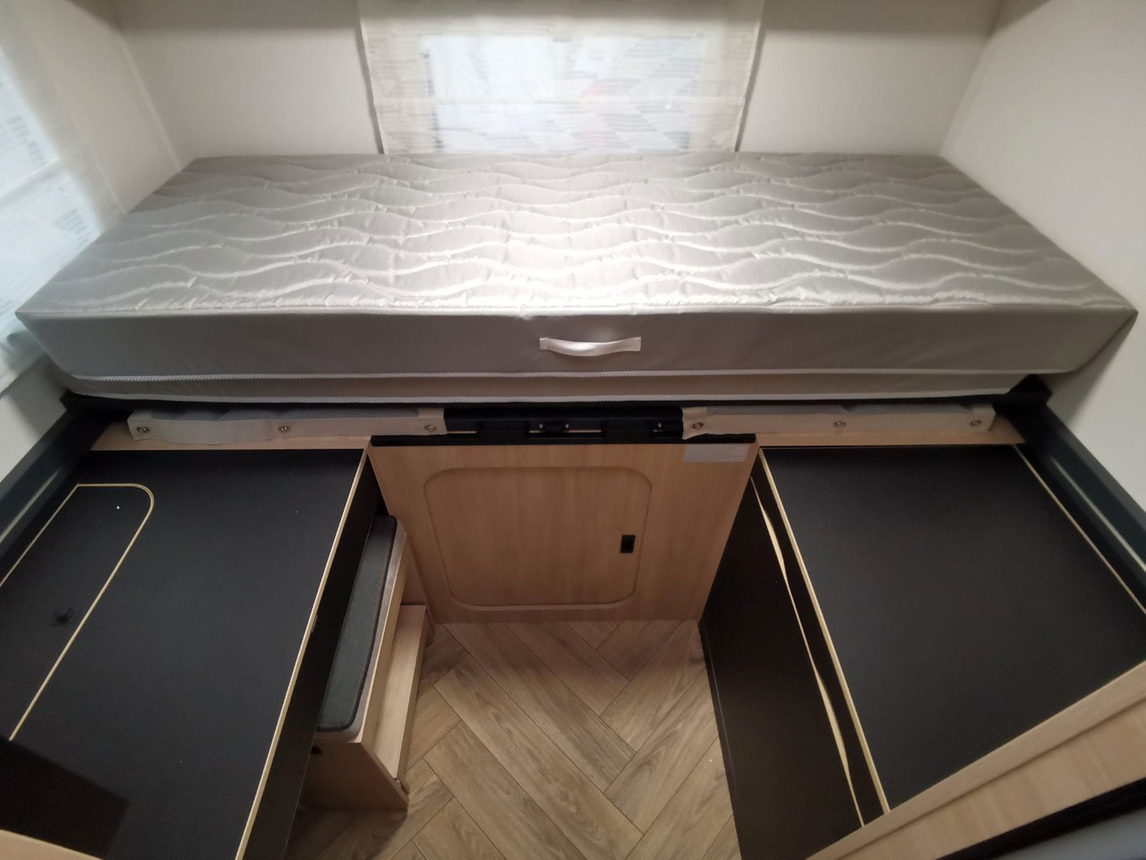 Полуинтегриран кемпер Chausson 724 ETAPE - LINE /140PS /ZUBEHÖR & CONNECT PAKET: снимка 19