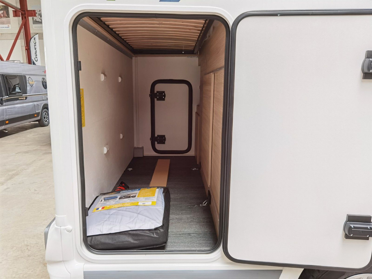 Алковен кемпер Chausson C 514 / 140PS / ARCTIC & ZUBEHÖR - PAKET / 5.99M: снимка 9