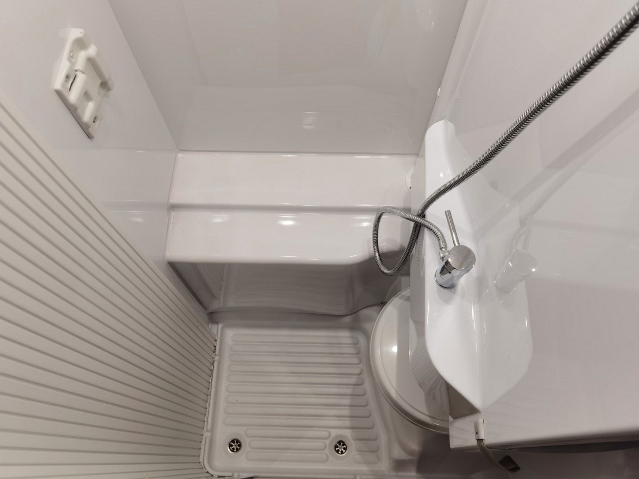 Лизинг на  Chausson S 697 SPORT LINE / - 2026 - / EINZELBETTEN Chausson S 697 SPORT LINE / - 2026 - / EINZELBETTEN: снимка 23