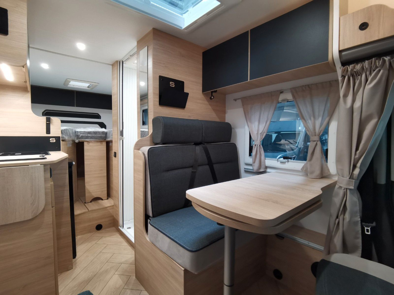 Лизинг на  Chausson S 697 SPORT LINE / - 2026 - / EINZELBETTEN Chausson S 697 SPORT LINE / - 2026 - / EINZELBETTEN: снимка 16