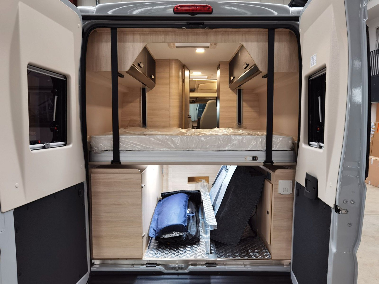 Кемпер ван Chausson V690 SPORT LINE / -2026- / XXL-HUBBETT E-BIKE GA: снимка 11 Кемпер ван Chausson V690 SPORT LINE / -2026- / XXL-HUBBETT E-BIKE GA: снимка 11