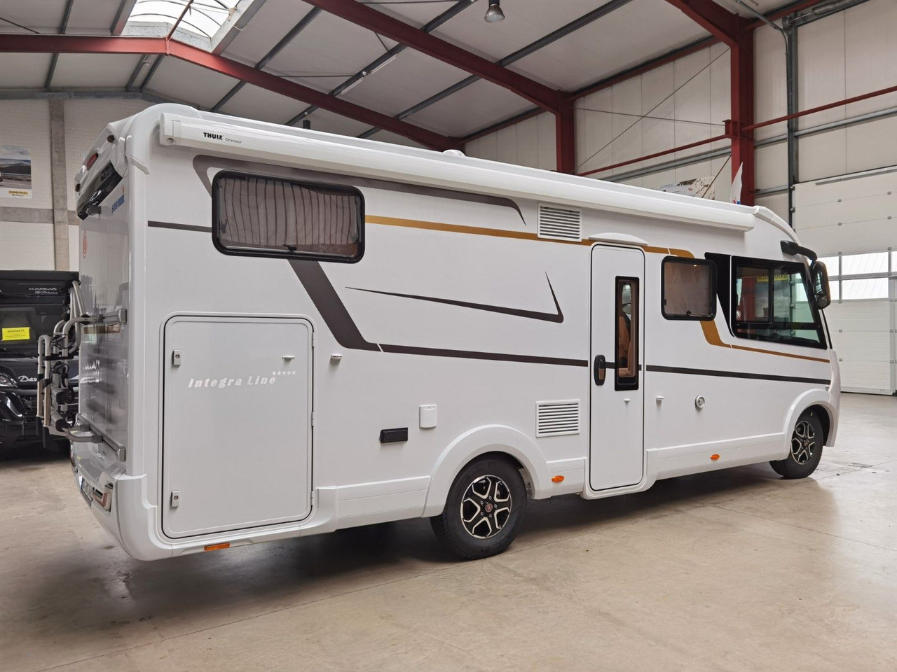 Eura Mobil INTEGRA LINE 720 EF / 180PS-9G-40H/ EINZELBETTEN - Интегриран кемпер: снимка 4 Eura Mobil INTEGRA LINE 720 EF / 180PS-9G-40H/ EINZELBETTEN - Интегриран кемпер: снимка 4