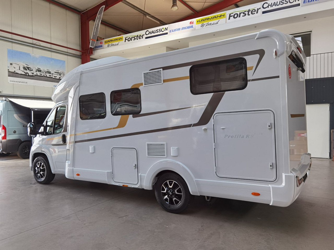 Eura Mobil PROFILA RS 695 EB /-2026-/ HUBBETT& EINZELBETTEN - Полуинтегриран кемпер: снимка 5 Eura Mobil PROFILA RS 695 EB /-2026-/ HUBBETT& EINZELBETTEN - Полуинтегриран кемпер: снимка 5