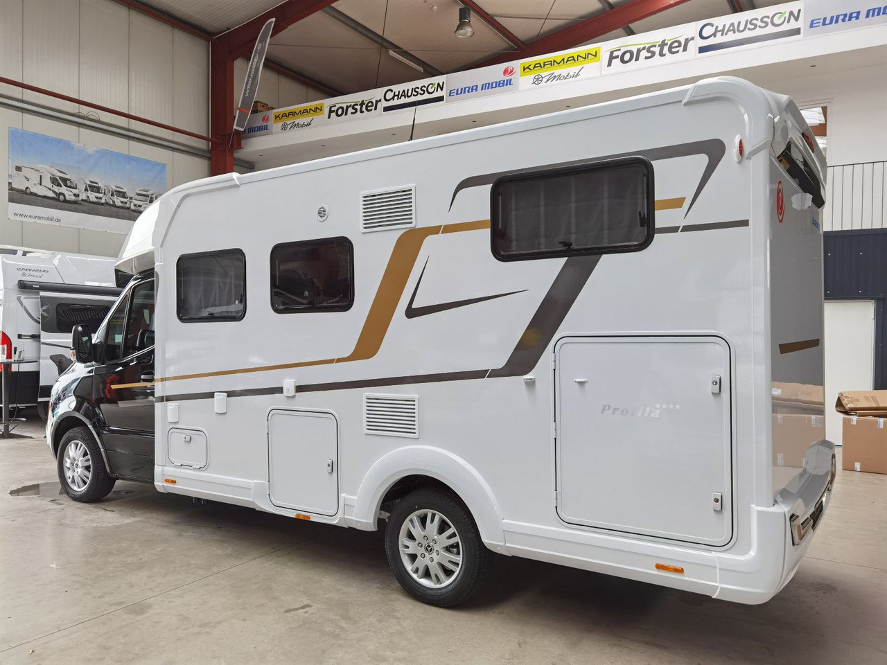 Eura Mobil PROFILA T 696 EB /MONDIAL S-P. 2025/EINZELBETTEN - Полуинтегриран кемпер: снимка 5 Eura Mobil PROFILA T 696 EB /MONDIAL S-P. 2025/EINZELBETTEN - Полуинтегриран кемпер: снимка 5