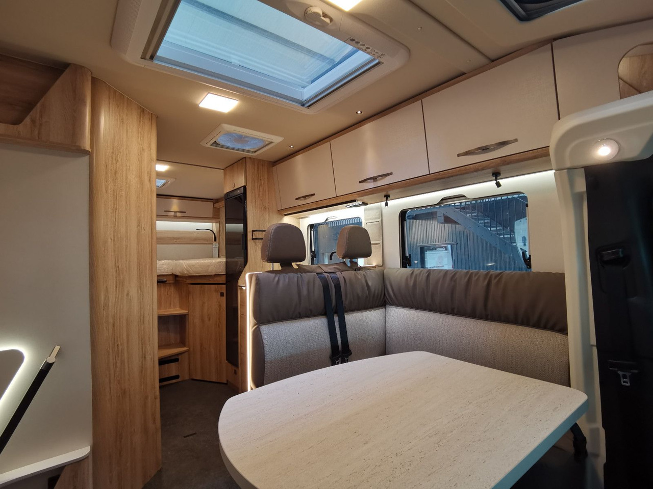 Полуинтегриран кемпер Eura Mobil PROFILA T 696 EB /MONDIAL S-P. 2025/EINZELBETTEN: снимка 13