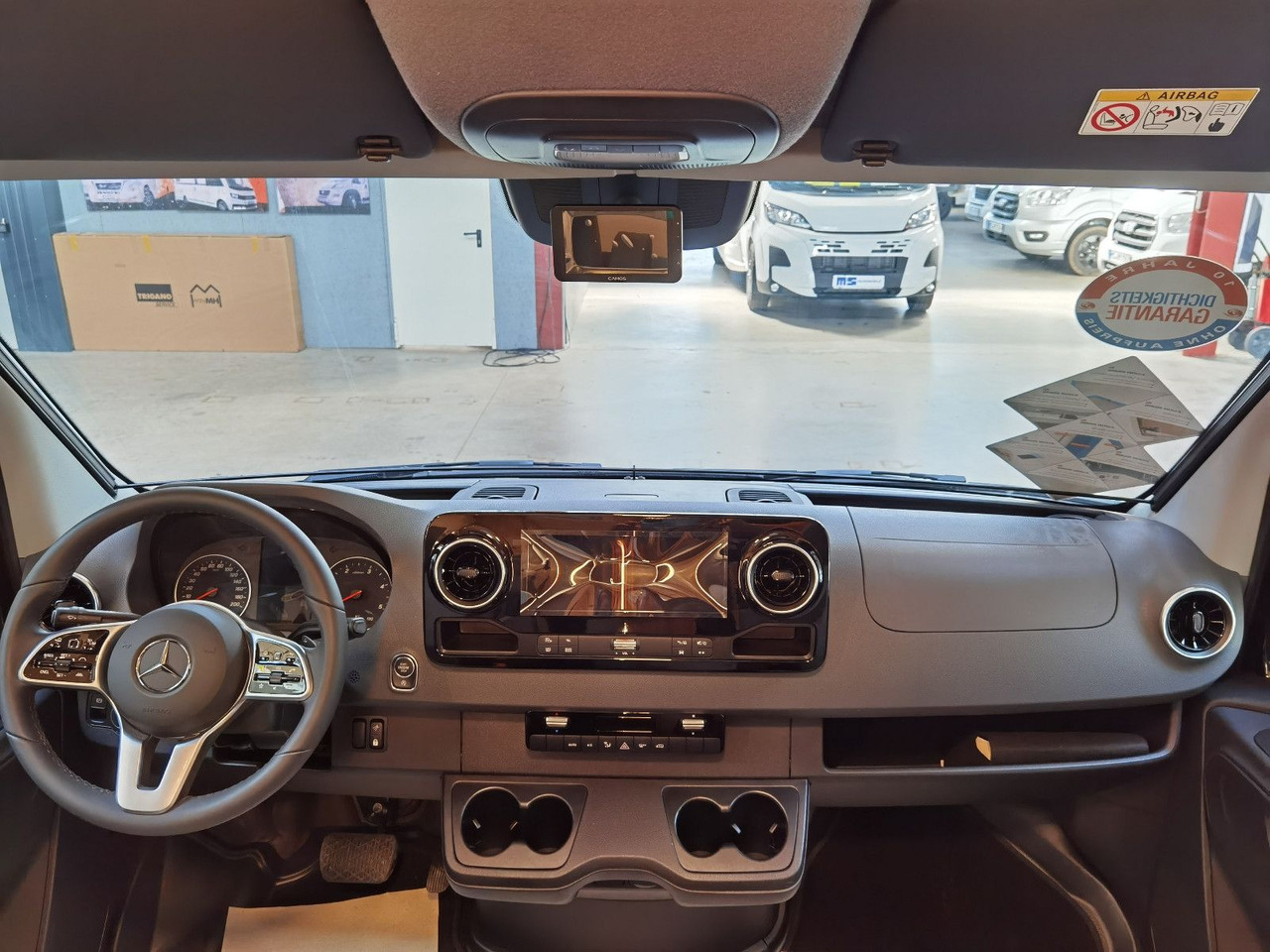 Полуинтегриран кемпер Eura Mobil PROFILA T 696 EB /MONDIAL S-P. 2025/EINZELBETTEN: снимка 12