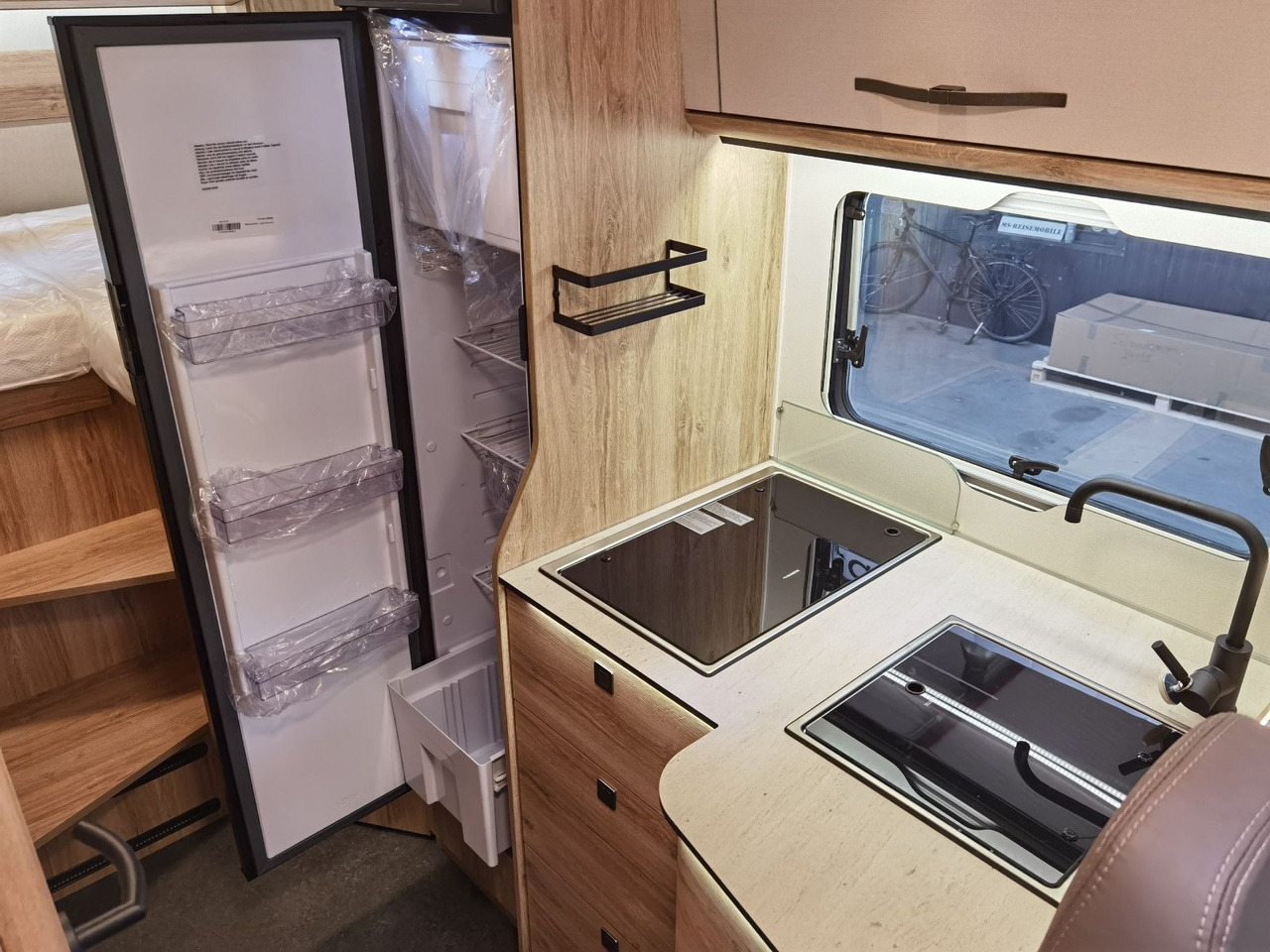 Полуинтегриран кемпер Eura Mobil PROFILA T 696 EB /MONDIAL S-P. 2025/EINZELBETTEN: снимка 18