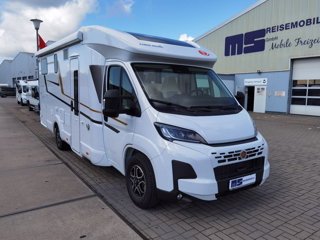 Полуинтегриран кемпер Eura Mobil PROFILA T 720 EB /MOD. 2026/ 180PS-8G.AUTOMATIK: снимка 9