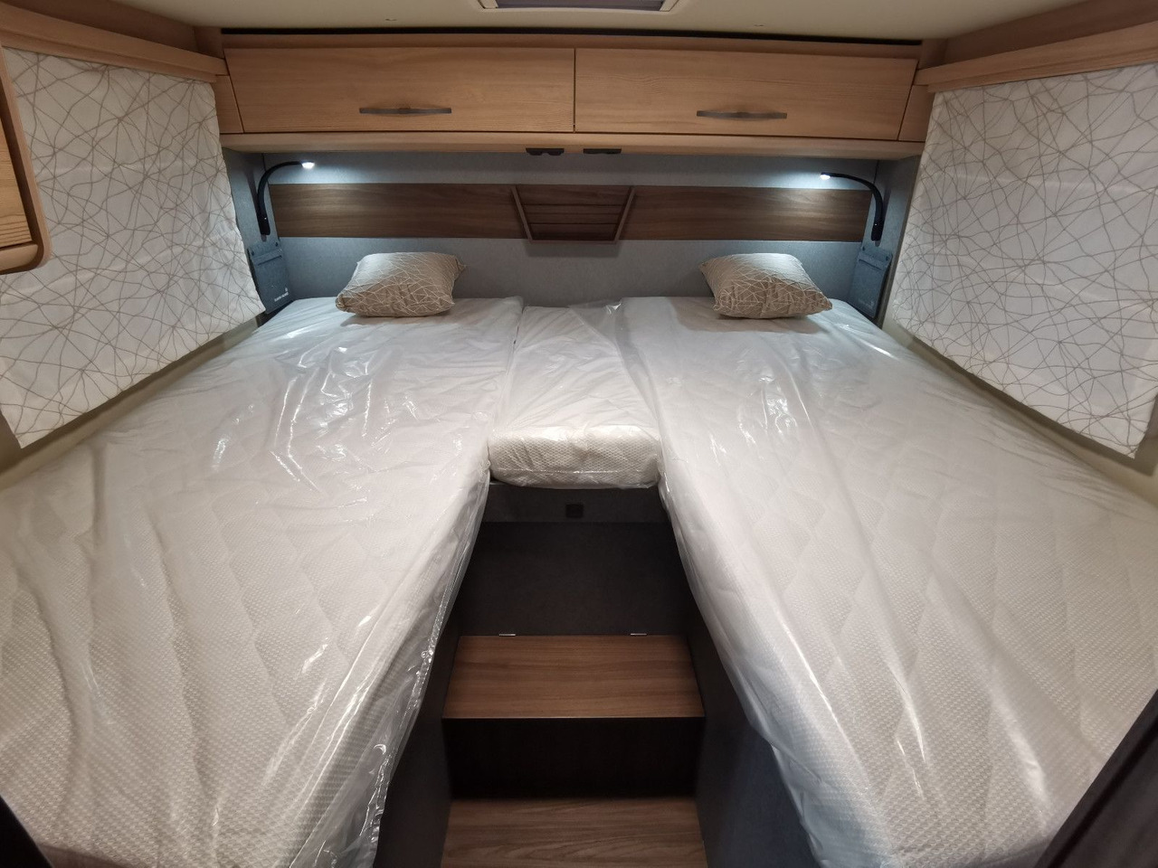 Полуинтегриран кемпер Eura Mobil PROFILA T 726 EF /-2025-/ MONDIAL PLUS & S-PAKET: снимка 21