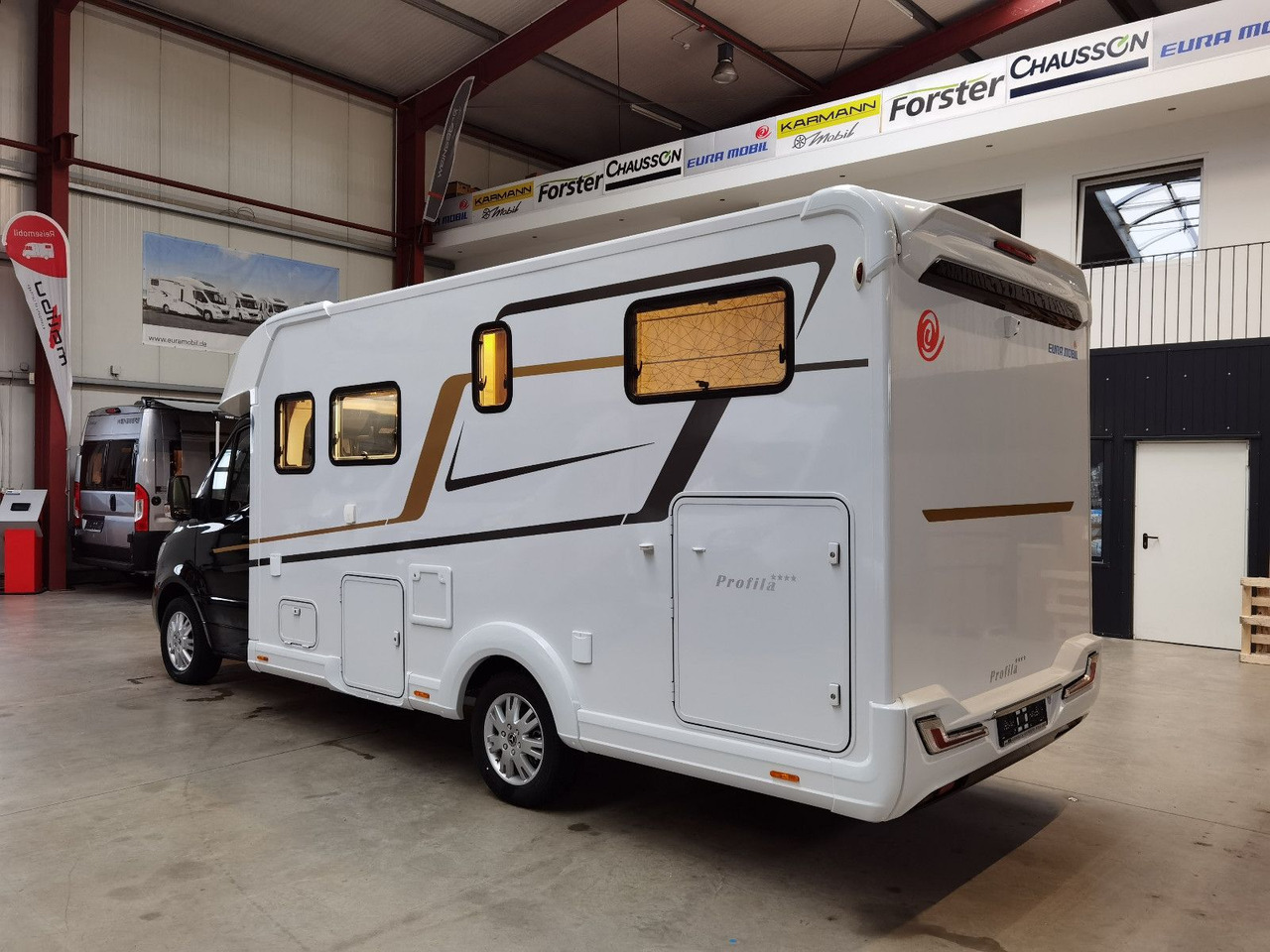 Полуинтегриран кемпер Eura Mobil PROFILA T 726 EF /-2025-/ MONDIAL PLUS & S-PAKET: снимка 8