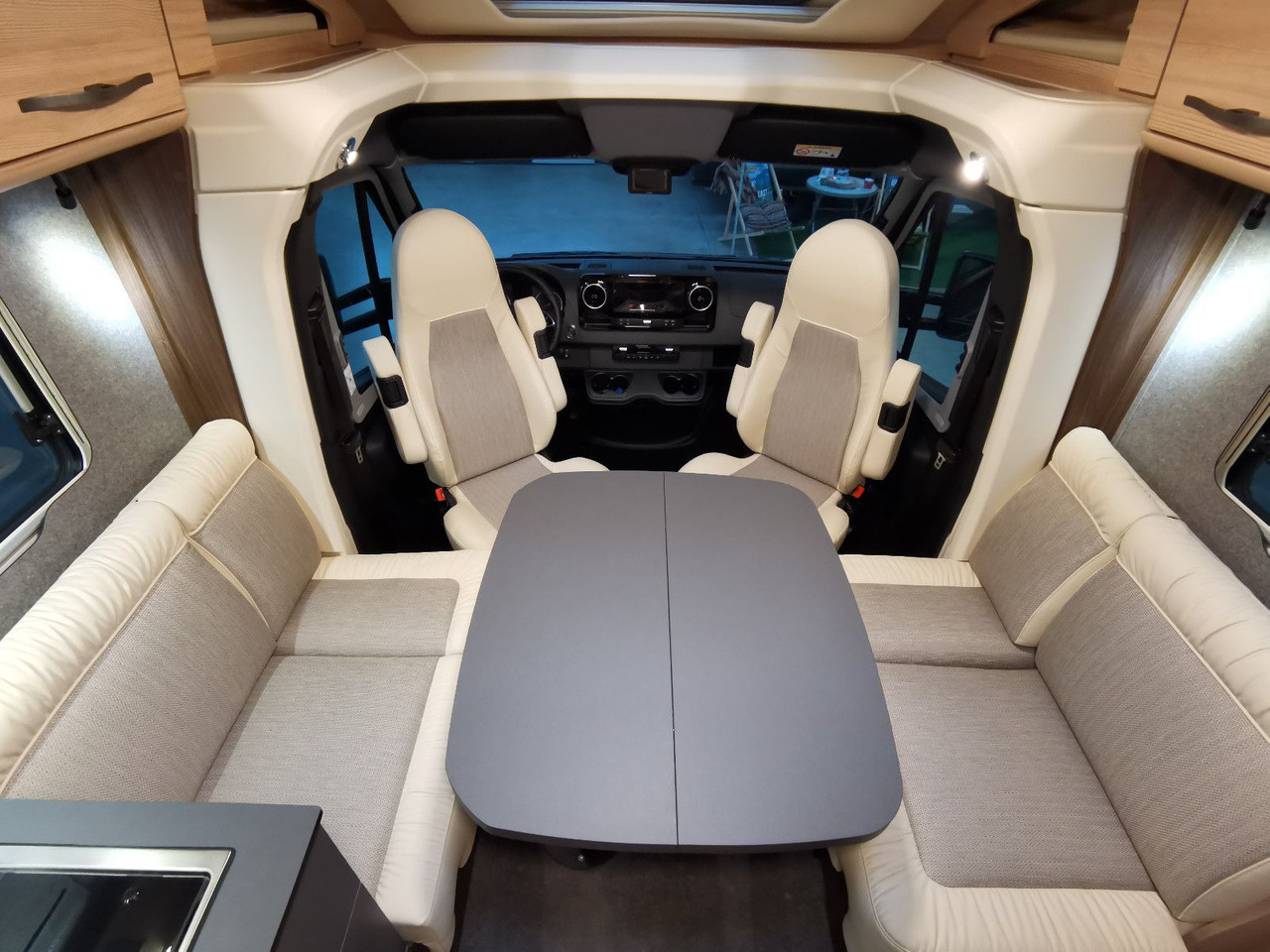 Полуинтегриран кемпер Eura Mobil PROFILA T 726 EF /-2025-/ MONDIAL PLUS & S-PAKET: снимка 16