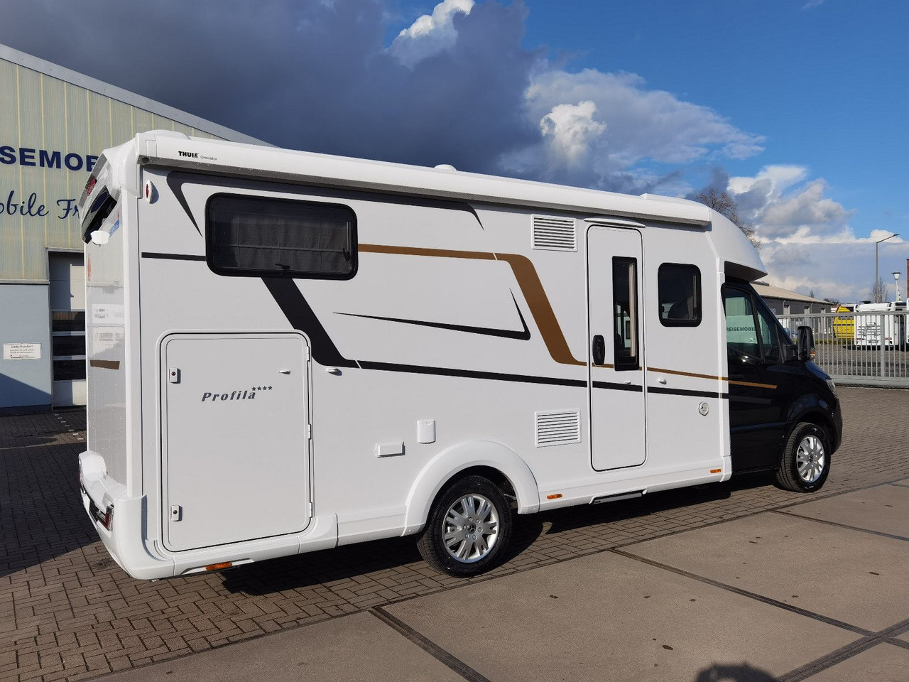 Eura Mobil PROFILA T 726 EF -MOD. 2025 -MONDIAL PLUS & S-P. - Полуинтегриран кемпер: снимка 4 Eura Mobil PROFILA T 726 EF -MOD. 2025 -MONDIAL PLUS & S-P. - Полуинтегриран кемпер: снимка 4