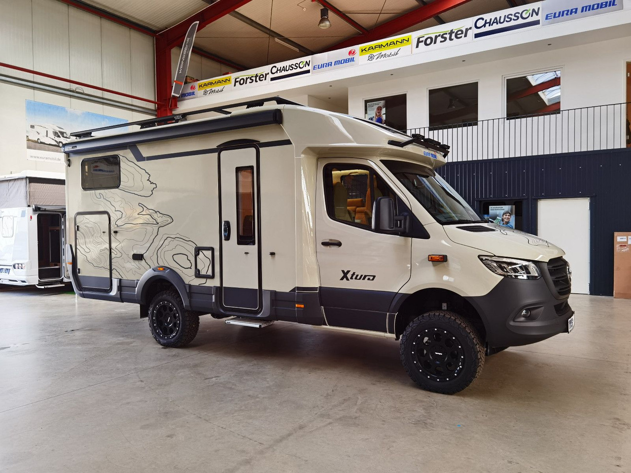 Eura Mobil XTURA 686 EF / MODELL 2026 /4x4 /TOP-AUSSTATTUNG - Полуинтегриран кемпер: снимка 5 Eura Mobil XTURA 686 EF / MODELL 2026 /4x4 /TOP-AUSSTATTUNG - Полуинтегриран кемпер: снимка 5