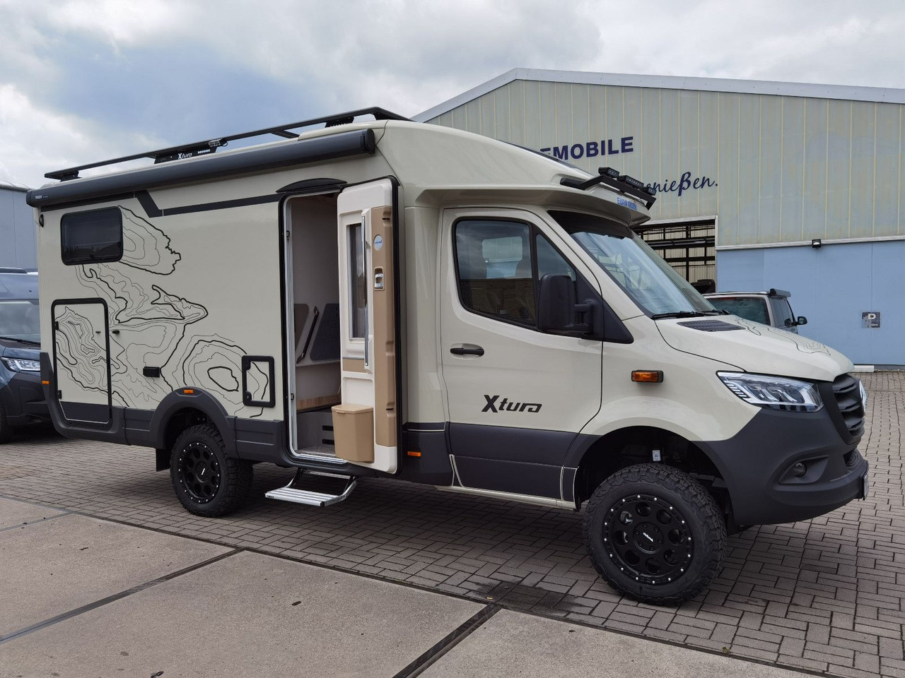 Полуинтегриран кемпер Eura Mobil XTURA 686 EF / MODELL 2026 /4x4 /TOP-AUSSTATTUNG: снимка 11