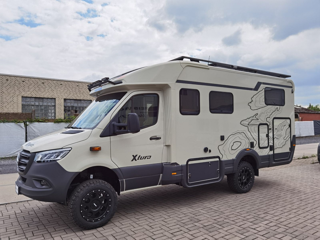 Полуинтегриран кемпер Eura Mobil XTURA 686 EF / MODELL 2026 /4x4 /TOP-AUSSTATTUNG: снимка 7