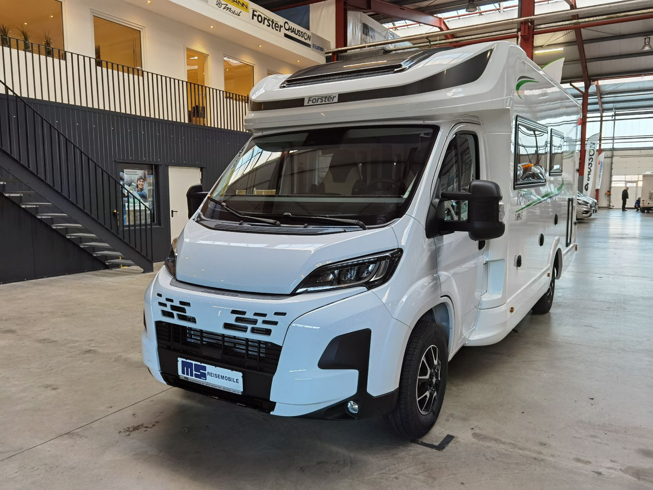 Полуинтегриран кемпер Forster T 699 LF /-MODELL 2025- / XXL- HUBBETT & RAUMBAD: снимка 7