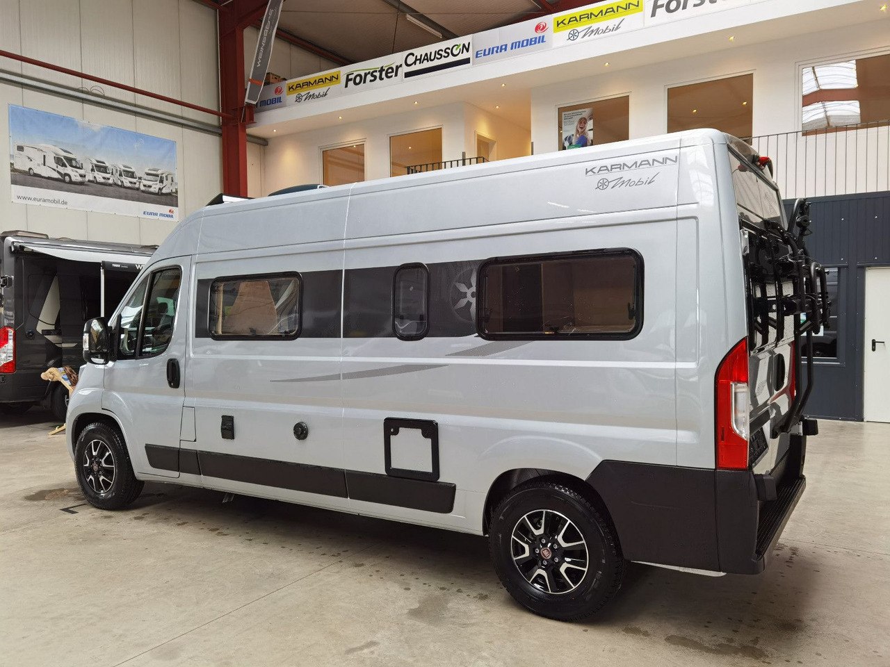 Karmann DAVIS 590 LIFESTYLE / 140PS / SKY-ROOF & ALU - Кемпер ван: снимка 5 Karmann DAVIS 590 LIFESTYLE / 140PS / SKY-ROOF & ALU - Кемпер ван: снимка 5