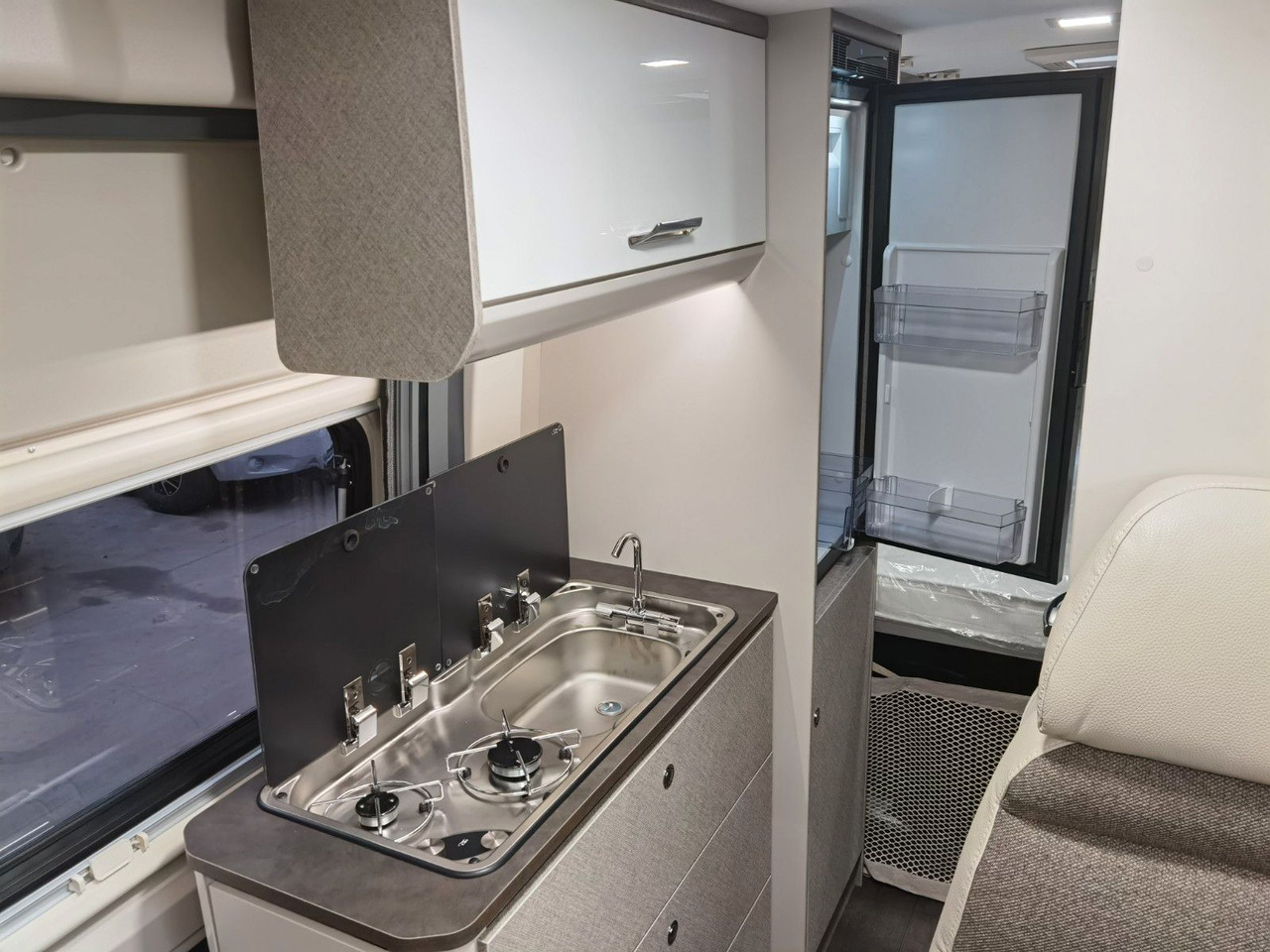 Кемпер ван Karmann DAVIS 591 TRENDSTYLE / MODELL 2026 / STOCKBETTEN: снимка 15
