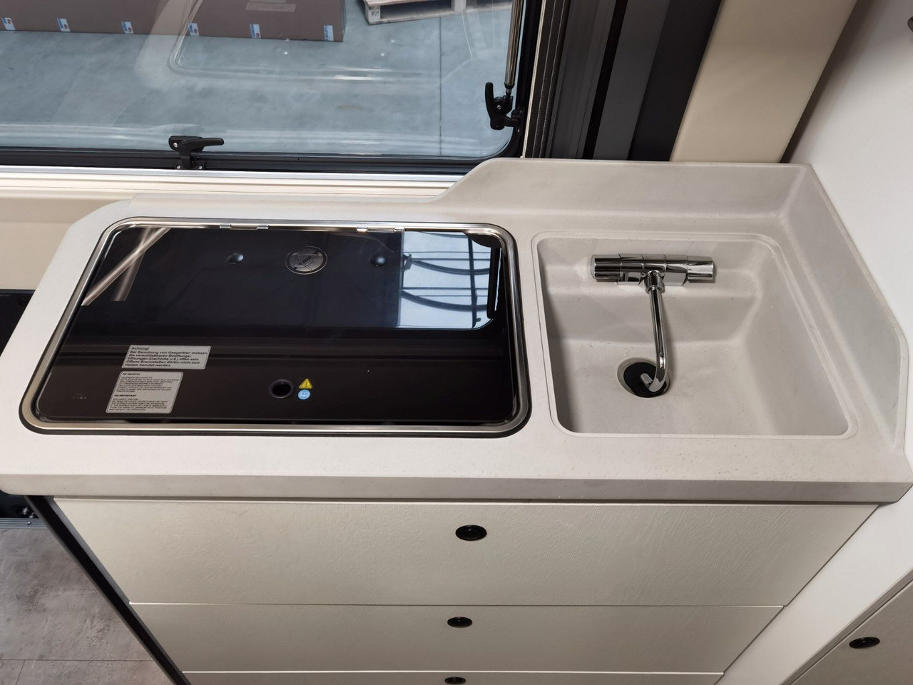 Кемпер ван Karmann DAVIS 630 LIFESTYLE /- 2026- / XXL-HUBBETT-BIKE.: снимка 19