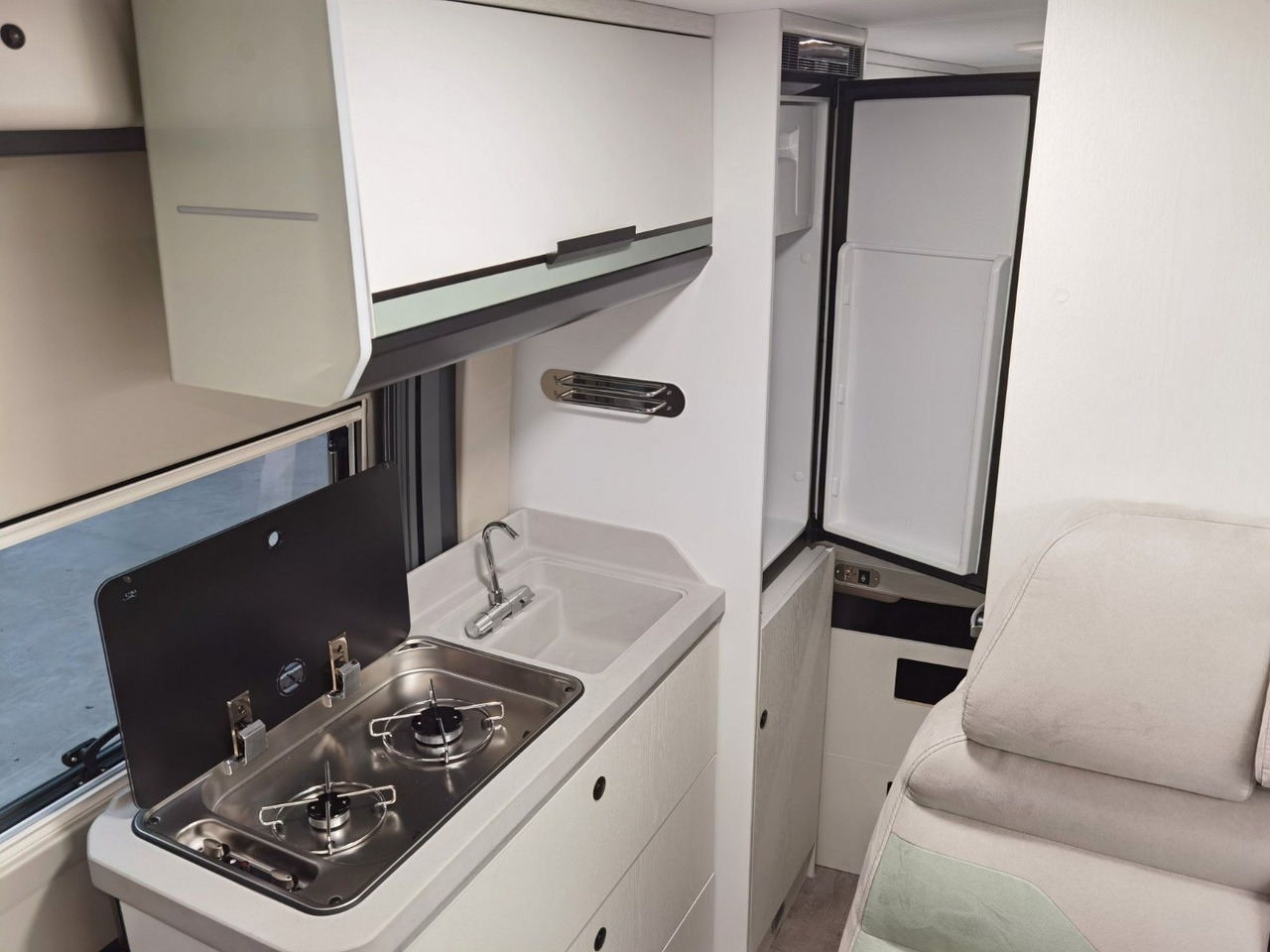 Кемпер ван Karmann DAVIS 630 LIFESTYLE /- 2026- / XXL-HUBBETT-BIKE.: снимка 17