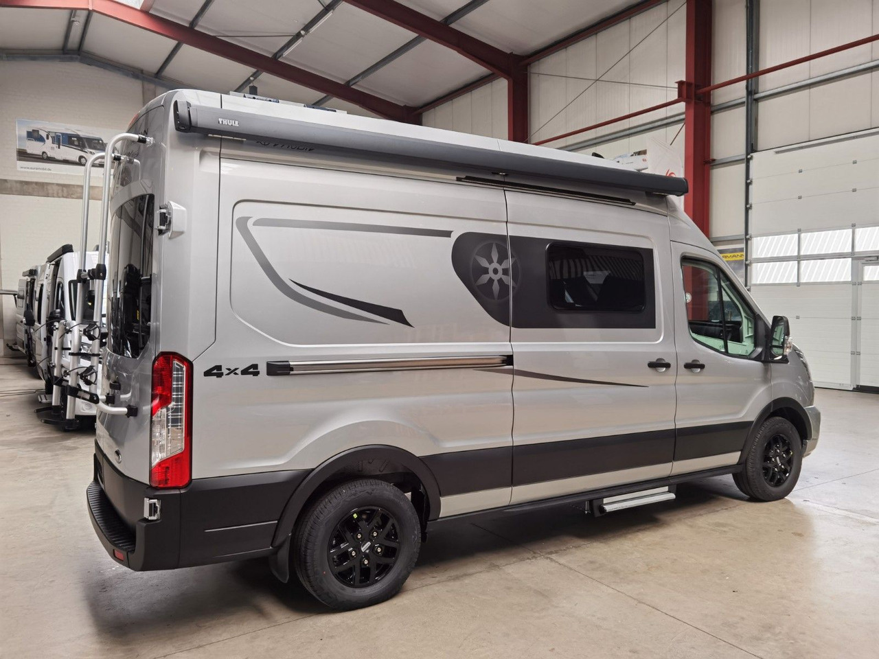 Karmann DEXTER 560 / 170PS - 4x4 / SOLAR & MARKISE & ALU - Кемпер ван: снимка 4 Karmann DEXTER 560 / 170PS - 4x4 / SOLAR & MARKISE & ALU - Кемпер ван: снимка 4