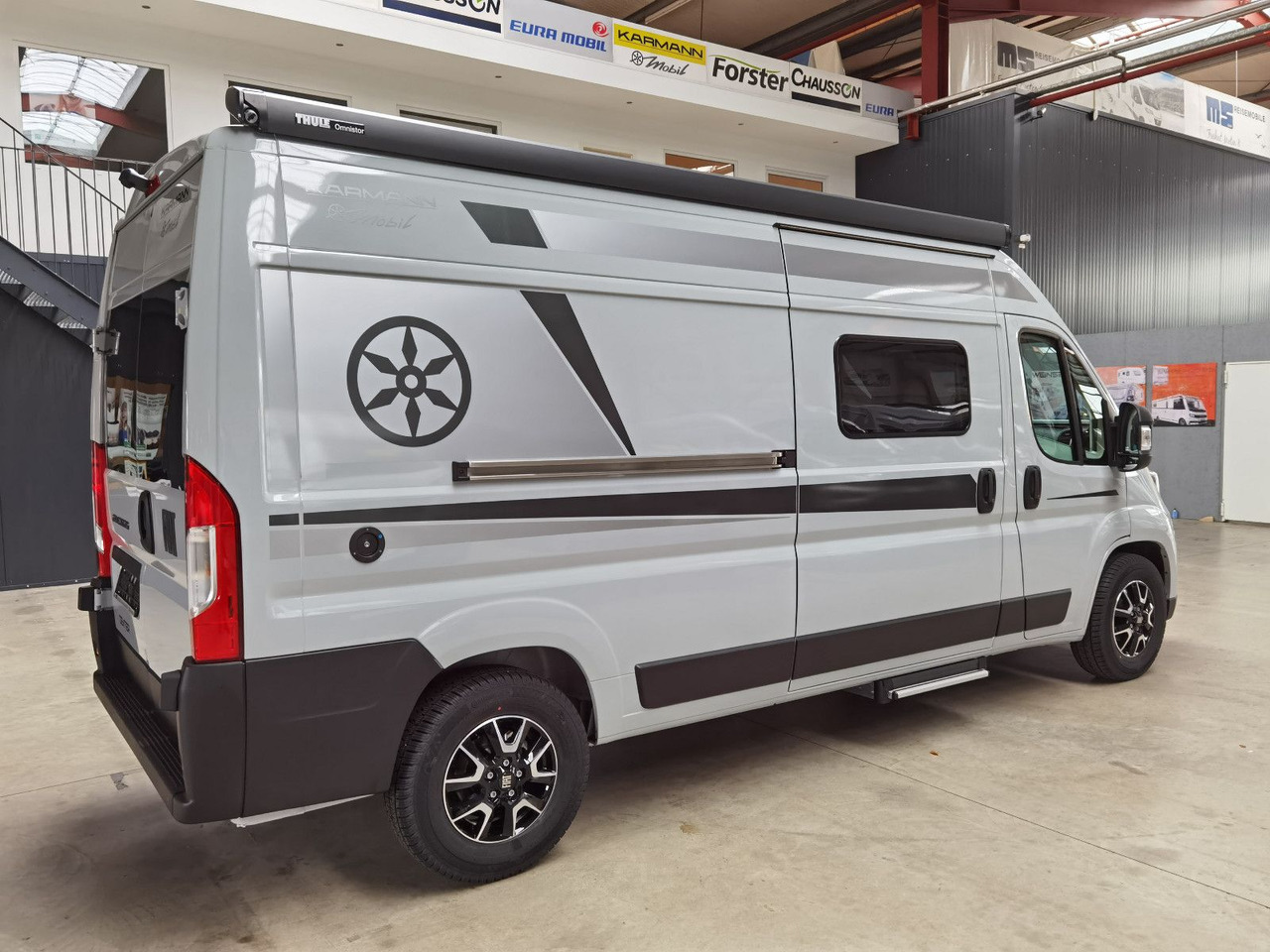 Karmann DEXTER 600 / -2026-/ EINZELBETTEN & BAR VERSION - Кемпер ван: снимка 4 Karmann DEXTER 600 / -2026-/ EINZELBETTEN & BAR VERSION - Кемпер ван: снимка 4