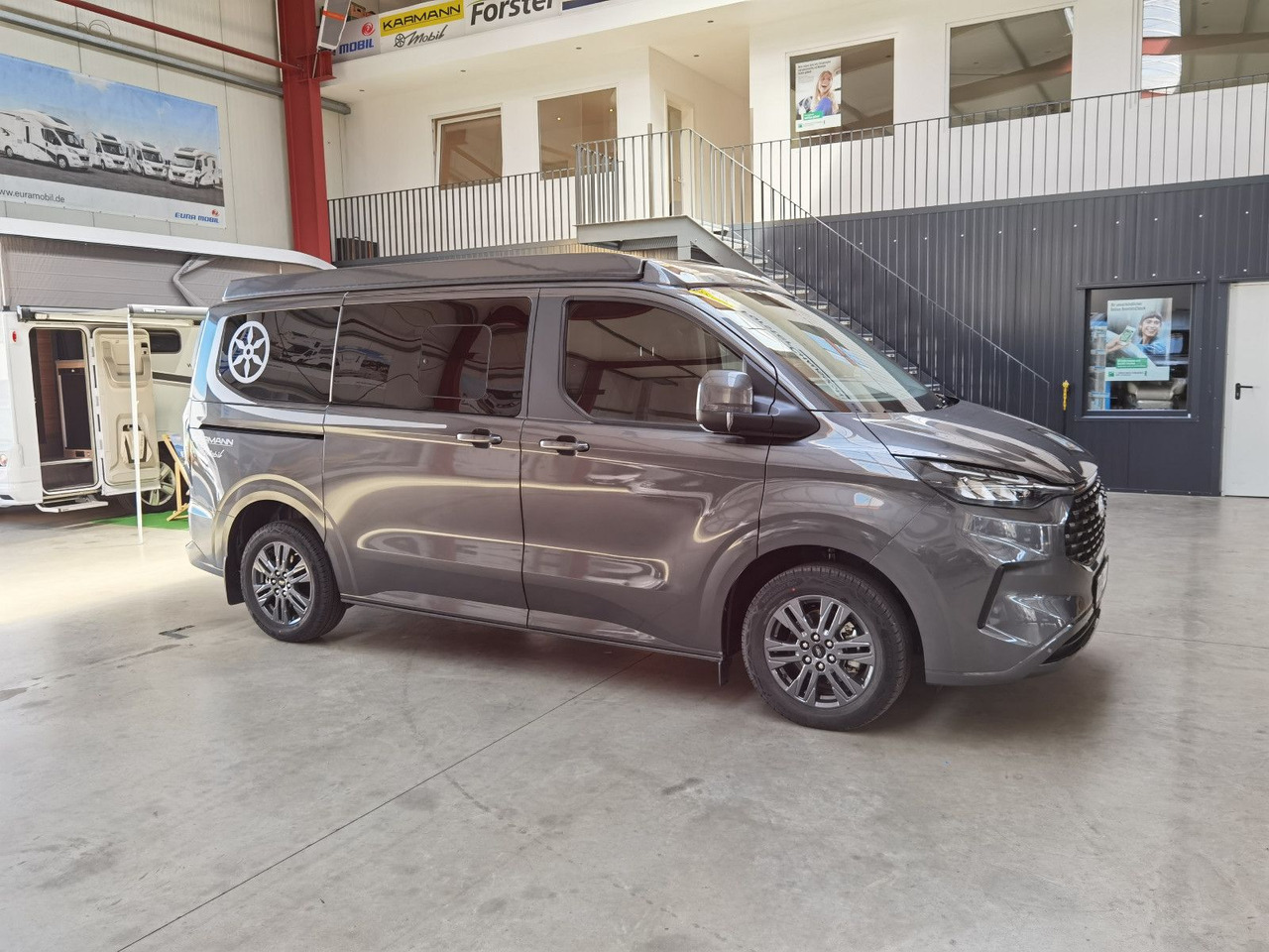 Кемпер ван Karmann DUNCAN 505 -500 / 170PS - DSG / 7xSITZPLÄTZE: снимка 10 Кемпер ван Karmann DUNCAN 505 -500 / 170PS - DSG / 7xSITZPLÄTZE: снимка 10