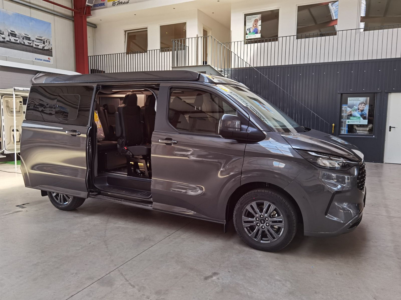 Кемпер ван Karmann DUNCAN 505 -500 / 170PS - DSG / 7xSITZPLÄTZE: снимка 14 Кемпер ван Karmann DUNCAN 505 -500 / 170PS - DSG / 7xSITZPLÄTZE: снимка 14