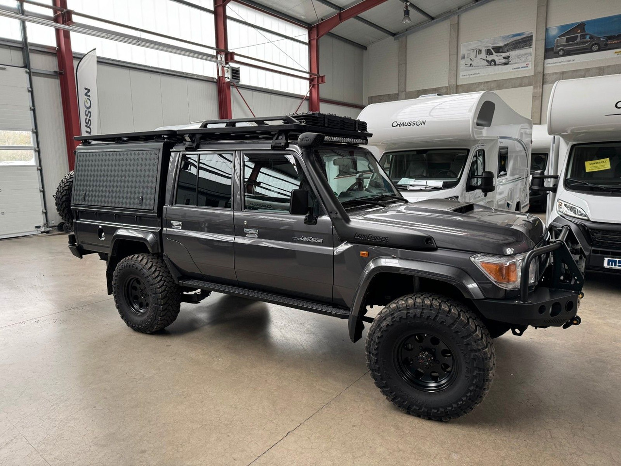 Toyota TOYOTA LAND CRUISER GRJ 79 DC - VX LIMITED - Лек автомобил: снимка 4 Toyota TOYOTA LAND CRUISER GRJ 79 DC - VX LIMITED - Лек автомобил: снимка 4
