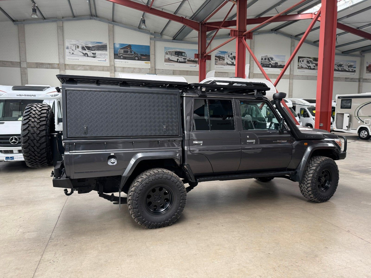 Toyota TOYOTA LAND CRUISER GRJ 79 DC - VX LIMITED - Лек автомобил: снимка 3 Toyota TOYOTA LAND CRUISER GRJ 79 DC - VX LIMITED - Лек автомобил: снимка 3