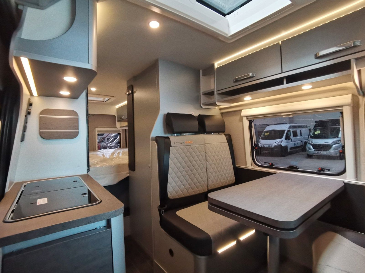 Лизинг на  Weinsberg CARABUS 630 ME-EDITION FIRE /-2026-/EINZELBETTEN Weinsberg CARABUS 630 ME-EDITION FIRE /-2026-/EINZELBETTEN: снимка 13