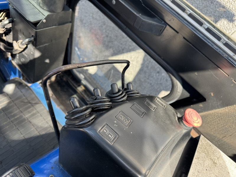 Дизелов мотокар Caterpillar DP35K: снимка 15